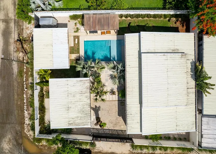 Sprawling Modern With A Tranquil Outdoor Living Space Swimming Pool And A Private Casita * Playa Flamingo
